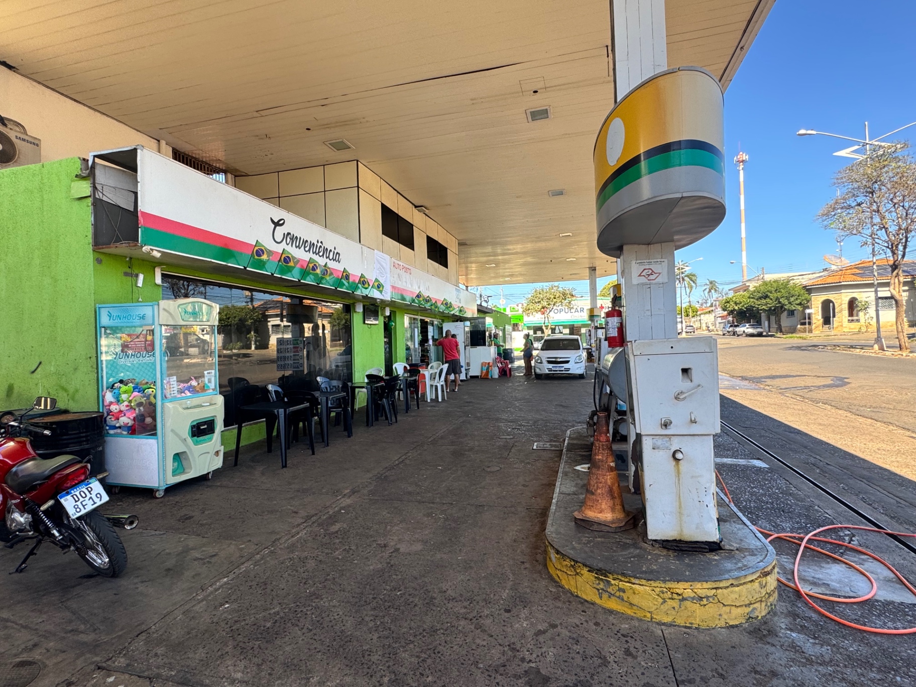 Área da conveniência do Auto Posto Central